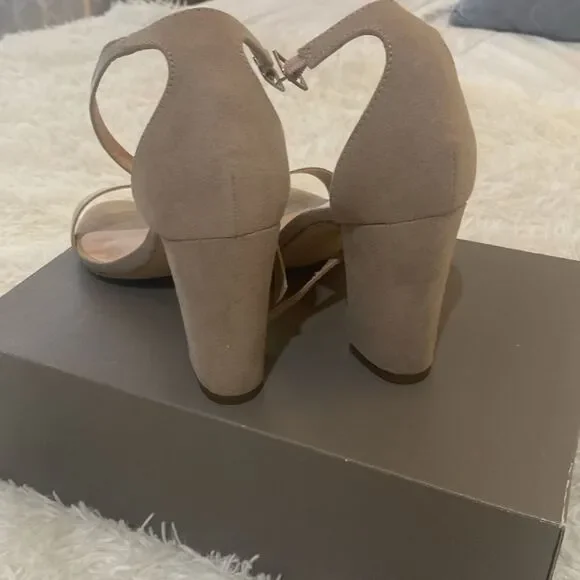 Madden Girl Ankle Strap Sandal Pumps - Picture 4 of 7